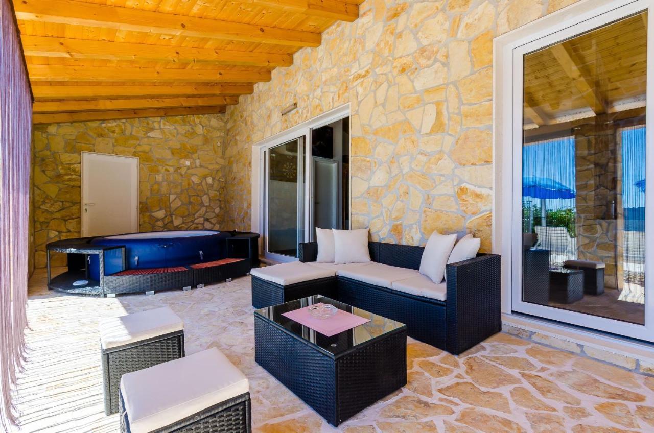 Villa Mateo With Private Pool Gruda Luaran gambar