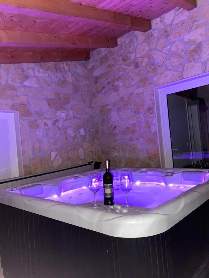 Villa Mateo With Private Pool Gruda Luaran gambar